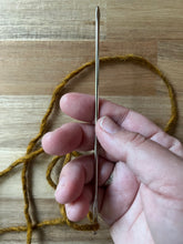 Load image into Gallery viewer, Tapestry Weaving Needle
