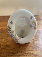 Load image into Gallery viewer, Pair of White Ceramic Mini Picture Frames
