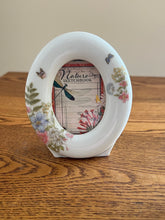 Load image into Gallery viewer, Pair of White Ceramic Mini Picture Frames
