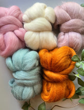 Load image into Gallery viewer, Wool Roving - Summer Shades
