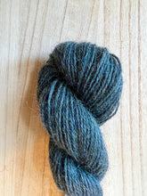 Load image into Gallery viewer, Gotland Heather Yarn
