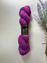 Load image into Gallery viewer, Baby Alpaca Fingering Weight Yarn
