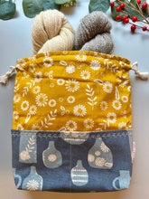 Load image into Gallery viewer, Drawstring Project Bag - Winter Garden
