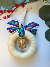 Load image into Gallery viewer, Wool Wreath Ornaments
