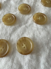 Load image into Gallery viewer, Vintage 7/8&quot; Honey-Colored Buttons

